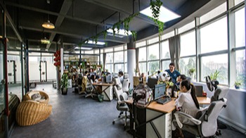 友昆標(biāo)識辦公風(fēng)采